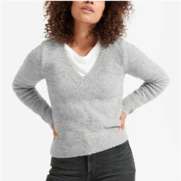Everlane The Teddy V Neck Wool Blend Boucle in Heather Gray‎ NWT Size XXS - Picture 2 of 12